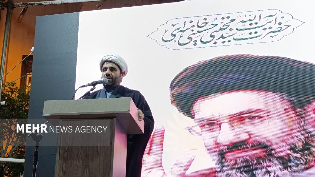 ملت ایران به دنبال حاکمیت اسلام ناب؛ خدا به ایران نصرت داد