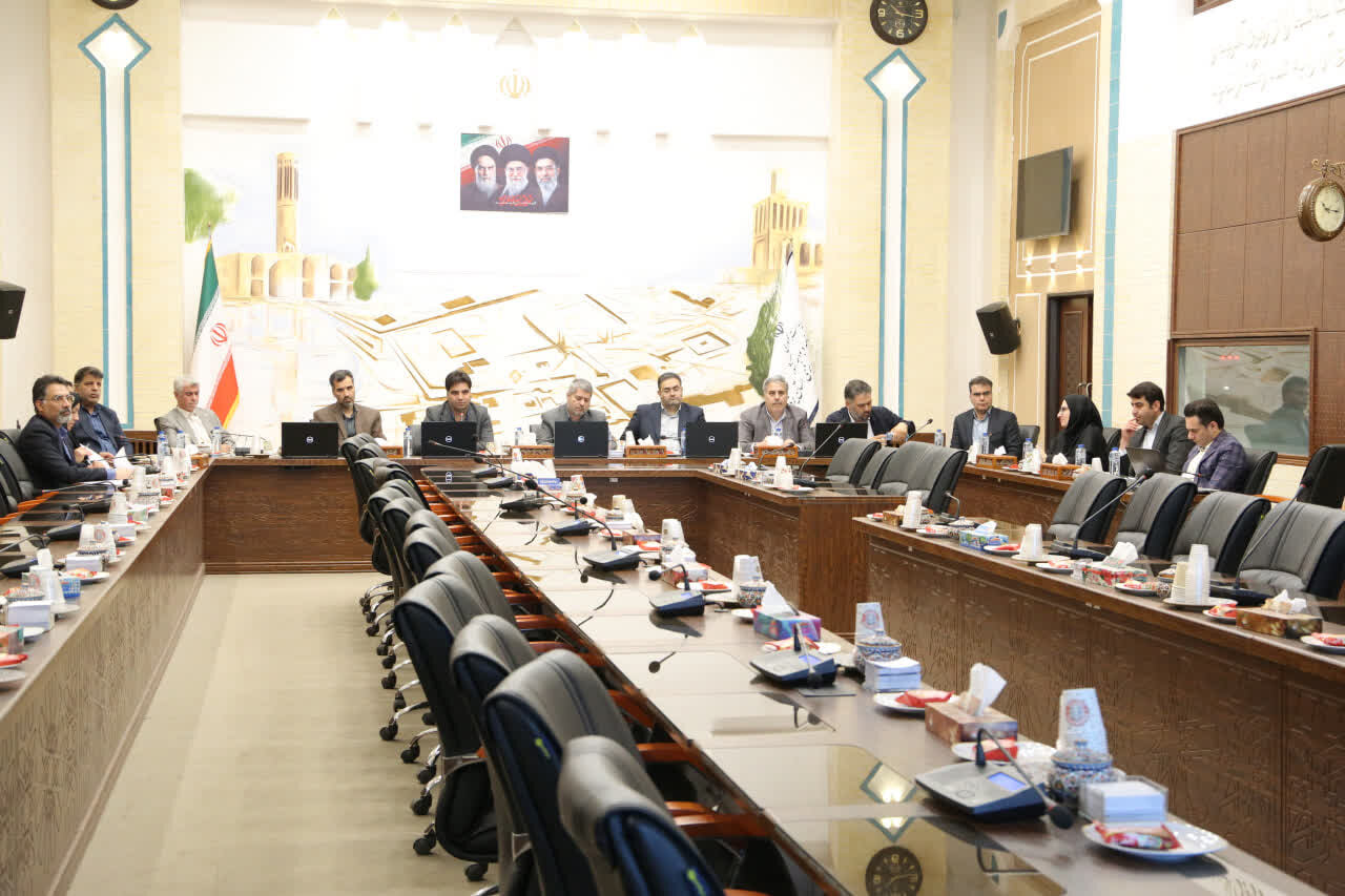 تحقق ۲۴ همتی درآمدهای عمومی استان یزد در سال ۱۴۰۴ تحقق ۲۴ همتی درآمدهای عمومی استان یزد در سال ۱۴۰۴