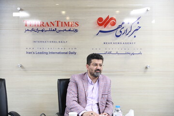 حضور در نمایشگاه کتاب، نوعی سرمایه نمادین فرهنگی است