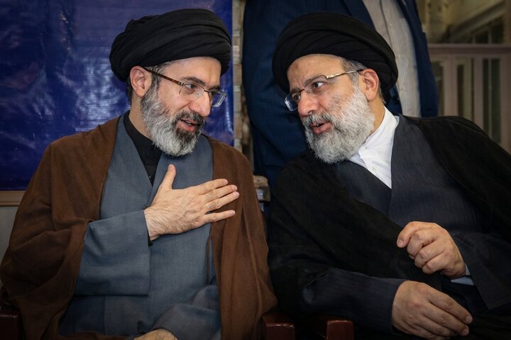 شهید رئیسی مقیاسی از تلاش و دلسوزی برای ملت و کشور را فراهم ساخت شهید رئیسی مقیاسی از تلاش و دلسوزی برای ملت و کشور را فراهم ساخت