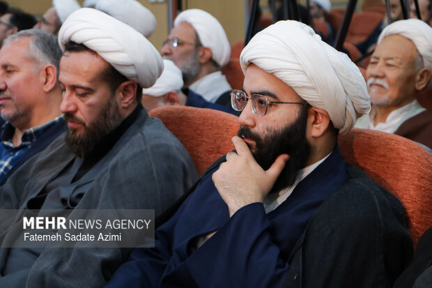 آیین رونمایی از مجموعه «منظومه فکری آیت‌الله‌العظمی مکارم شیرازی»