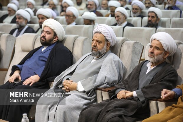 اختتامیه جشنواره «پرچمداران انقلاب اسلامی، دفاع مقدس و مقاومت» در مشهد