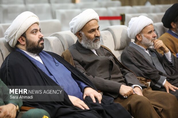 اختتامیه جشنواره «پرچمداران انقلاب اسلامی، دفاع مقدس و مقاومت» در مشهد