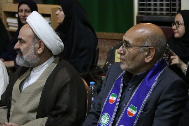 سازمان دانش‌آموزی یزد نماد آموزش و پرورش است