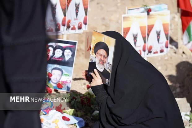 برگزاری محفل راهیان نور و یادواره شهدای محله کوی آبشاران خرم‌آباد