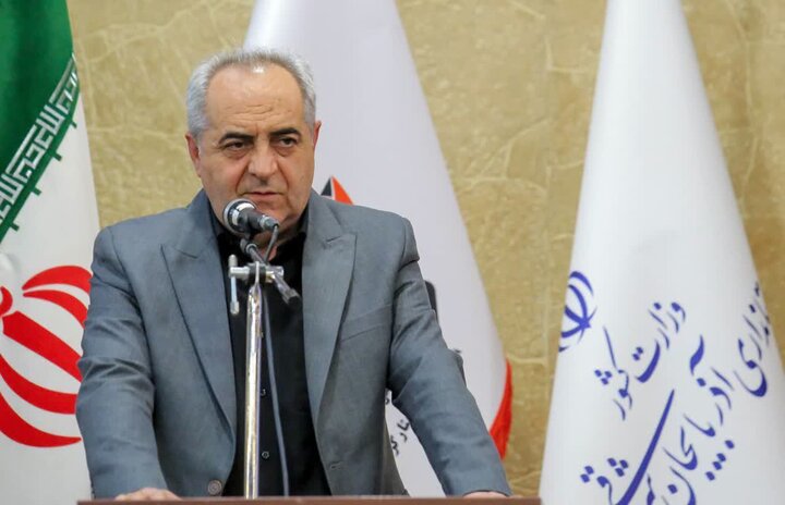 سرمست: خون شهدای جنگ تحمیلی سوم ضامن عزت و استقلال کشور است