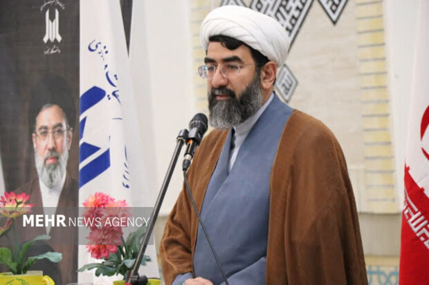رفیعی: دانشگاه‌ها سنگر مقابله با نفوذ فکری دشمن هستند