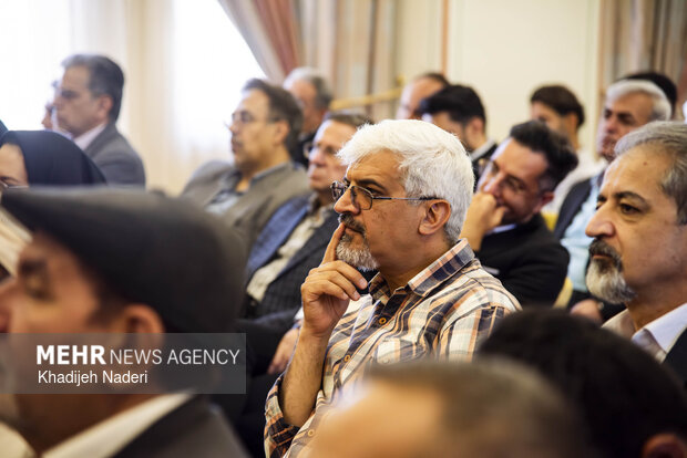 همایش بزرگداشت هفته میراث فرهنگی در اصفهان