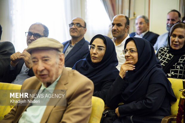 همایش بزرگداشت هفته میراث فرهنگی در اصفهان