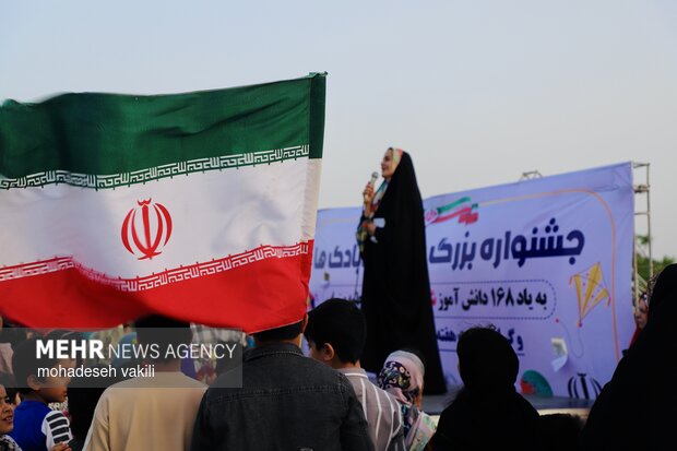 پرواز بادبادک ها
