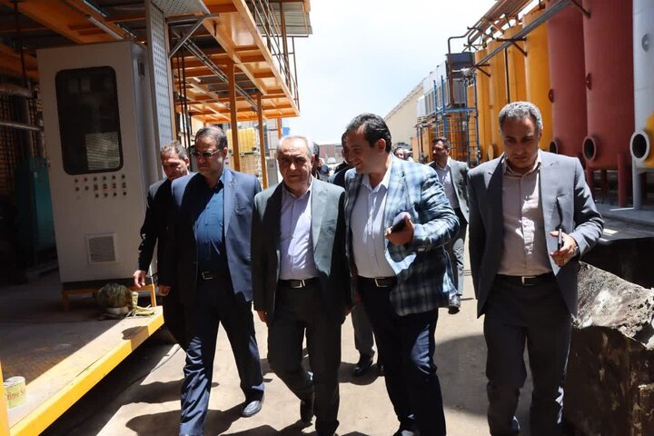 پیگیری جبران خسارت به کارخانه آسیب دیده در مراغه