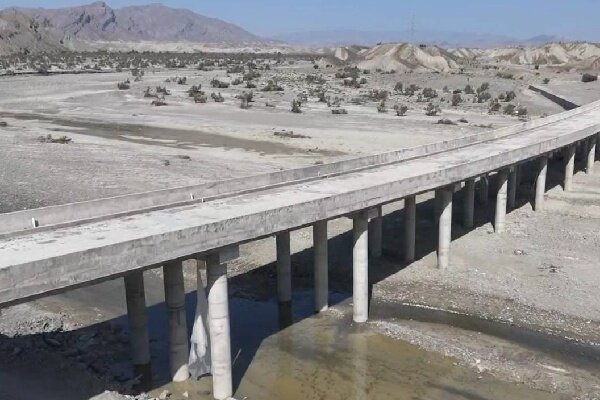 پیشرفت ۷۹ درصدی احداث پُل شریفی در محور جاسک – جَگدان در استان هرمزگان