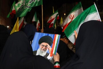 هشتاد و سومین شب اجتماع مردم فراهان در بیعت با رهبر معظم انقلاب