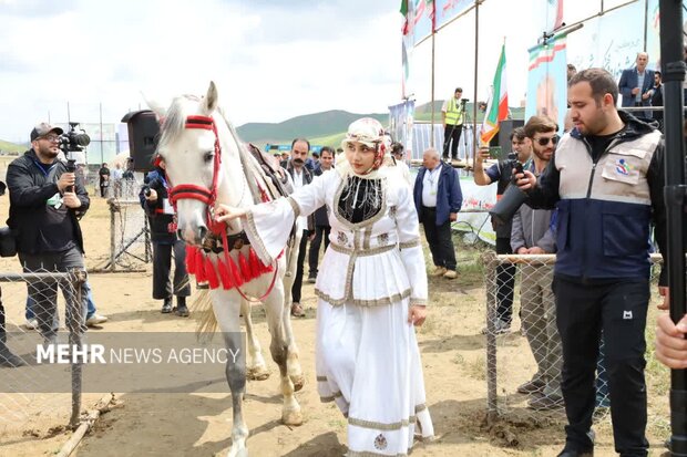 آغاز سی و یکمین جشنواره فرهنگی ورزشی عشایر در «هارنا»