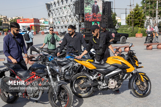 رزمایش موتورسواران جانفدا