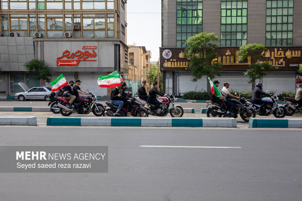 رزمایش موتورسواران جانفدا