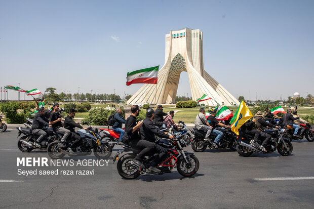 رزمایش موتورسواران جانفدا