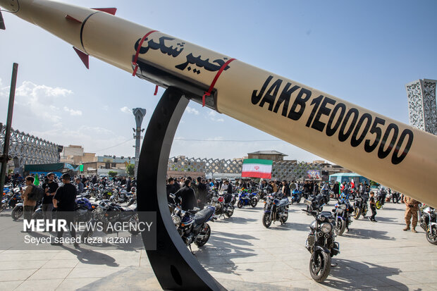 رزمایش موتورسواران جانفدا