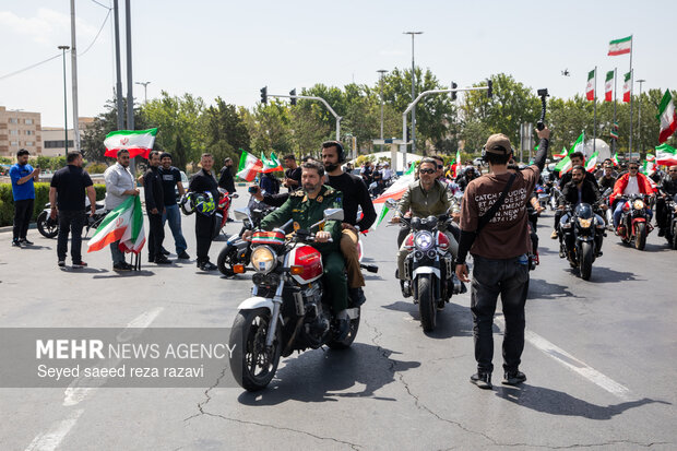 رزمایش موتورسواران جانفدا