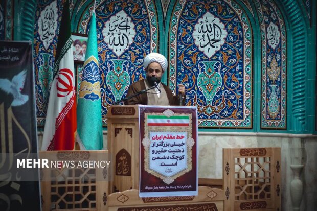 عاشوری: مردم و مسئولان در صیانت از بندر تاریخی سیراف همدل باشند