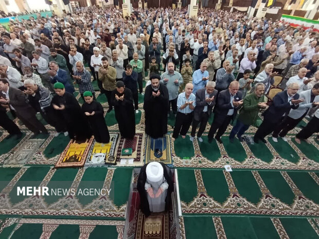 امام جمعه بوشهر: مشکلات آب شرب استان در تابستان به حداقل برسد