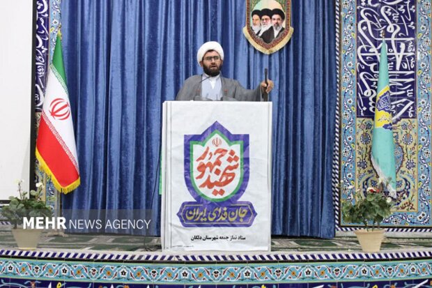 عید قربان پیام‌آور تسلیم در برابر خدا و مقاومت در برابر طاغوت است