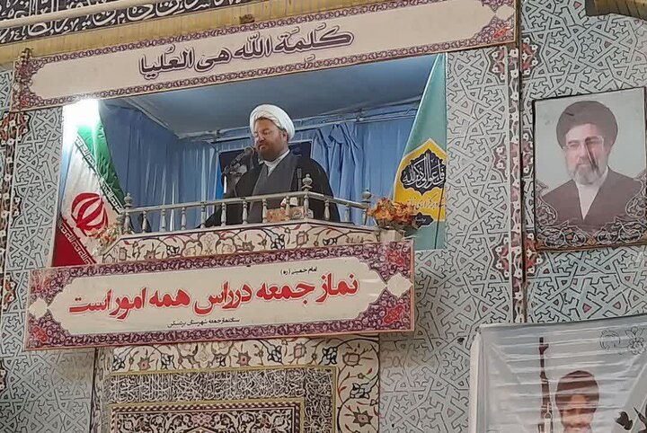 انتقاد زمانی دارای ارزش است که دور از مسائل سیاسی باشد