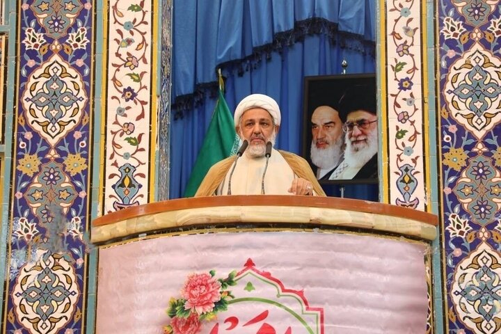 مهار تورم و برخورد قاطع با مفسدان اقتصادی مطالبه جدی مردم است