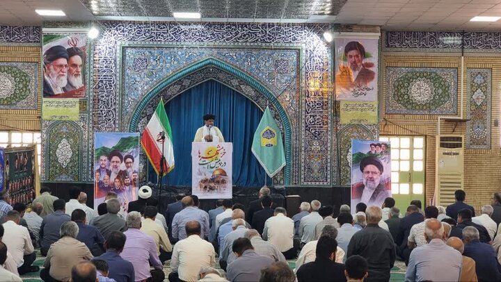 امام جمعه گناوه: حفظ وحدت و انسجام مهمترین وظیفه است