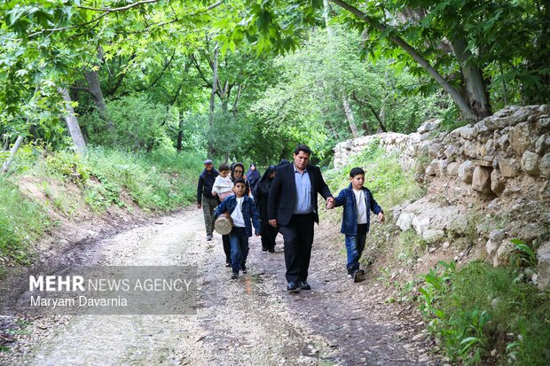 همایش ورزش در ابادی در روستای زوارم شیروان