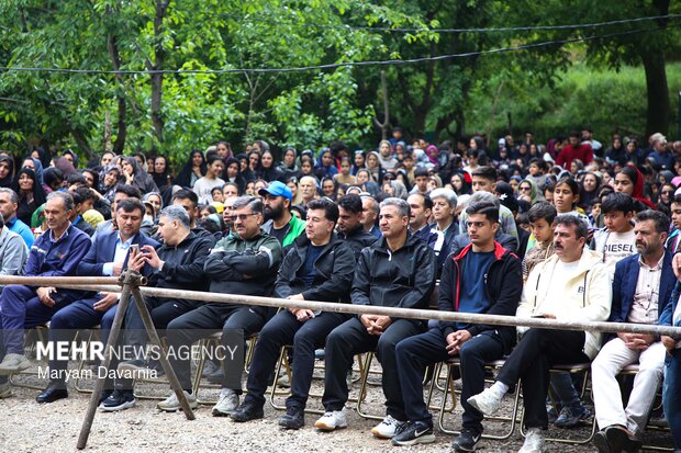 همایش ورزش در ابادی در روستای زوارم شیروان