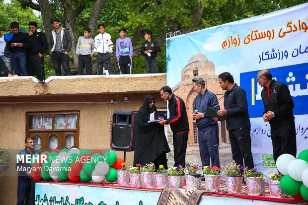 همایش ورزش در ابادی در روستای زوارم شیروان