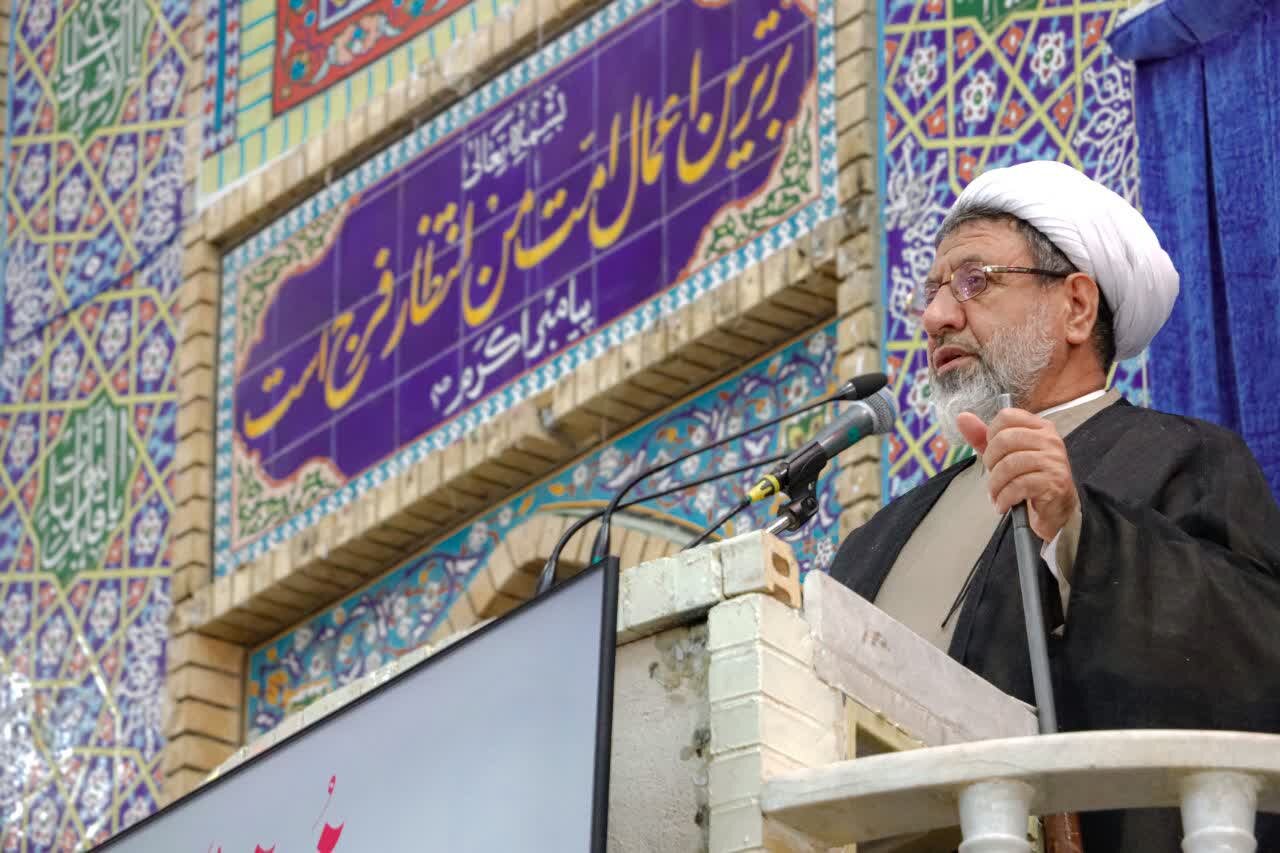 امام،اشاره،محور،ادامه،جامعه،سليماني،كرمان،جمعه،پيام،شهيد،رهب ...