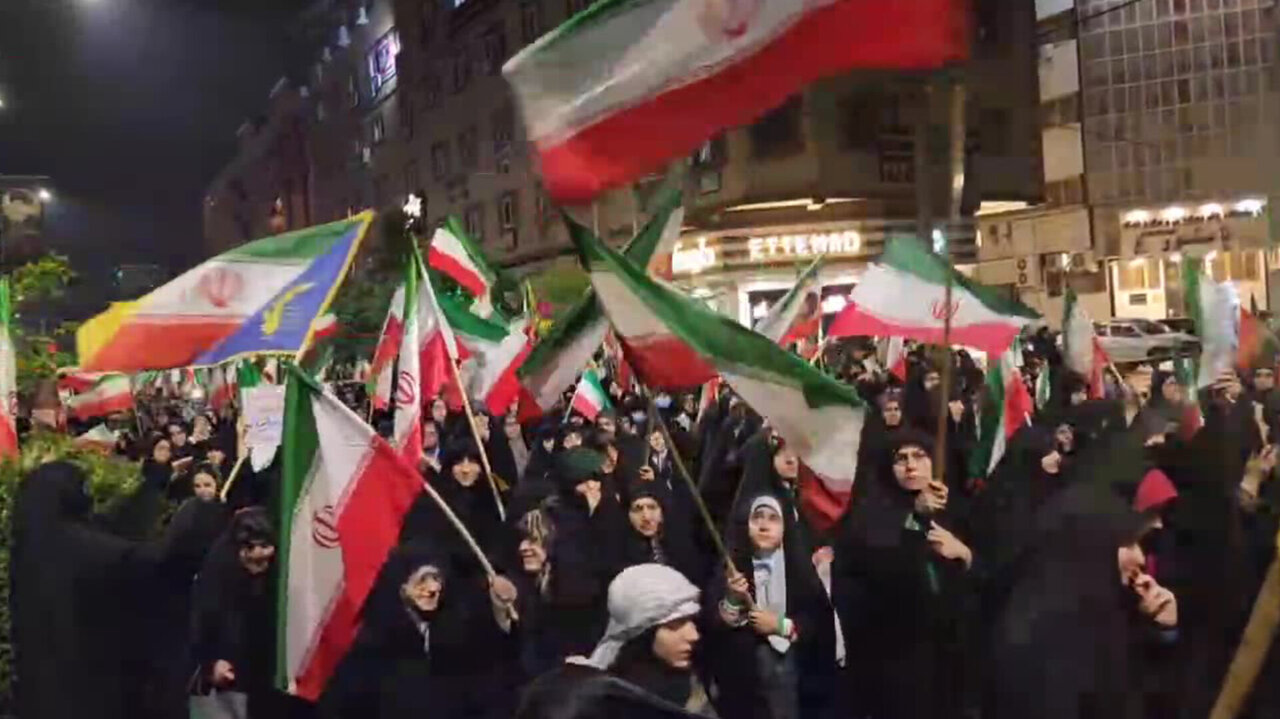 همخوانی انقلابی نوجوانان شاهرودی، جلوه‌ای تازه به«شب‌های اقتدار»بخشید
