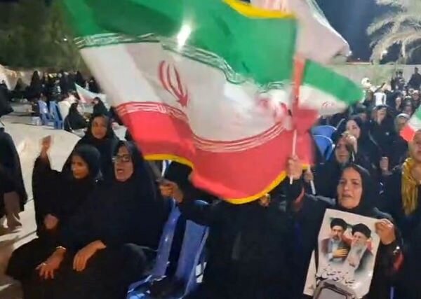 اجتماع باشکوه مردم انقلابی آبدان در دفاع از نظام اسلامی