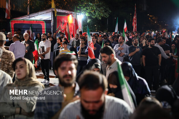 مراسم مناجات و توسل به امام زمان(عج) در رواق کشوردوست
