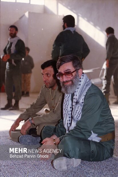 امامِ قائدِ شهید