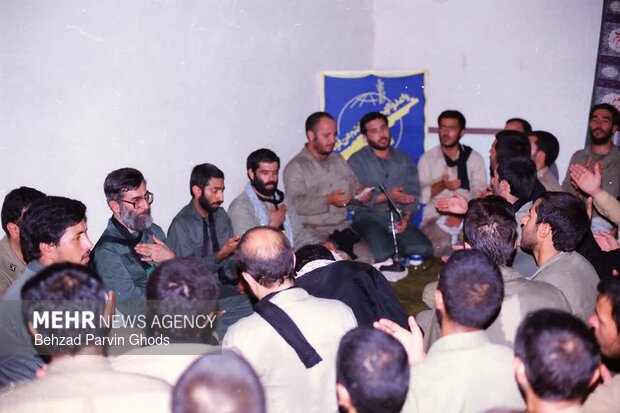 امامِ قائدِ شهید