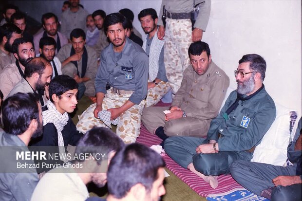 امامِ قائدِ شهید