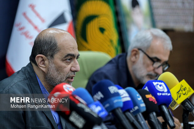 مراسم امضای تفاهم‌نامه احداث گلزار شهدای میناب