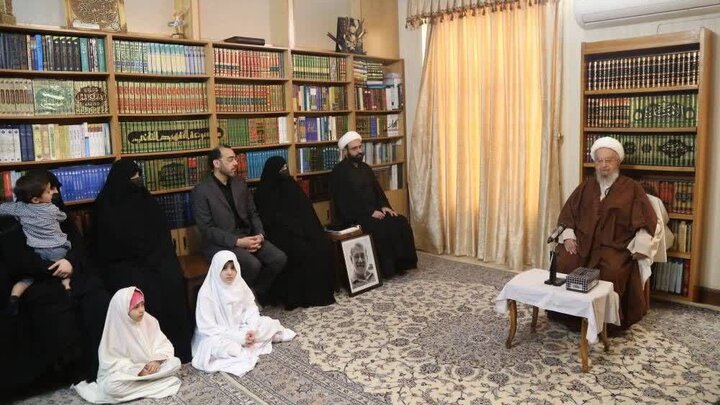 آیت‌الله مکارم شیرازی: شهید لاریجانی گوهری ناشناخته بود