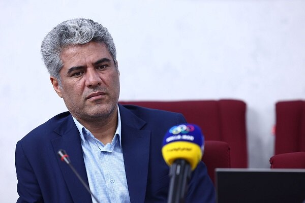 از عملکرد شمشیربازان اصلا راضی نیستم/ ابهام در ادامه حضور فتوحی