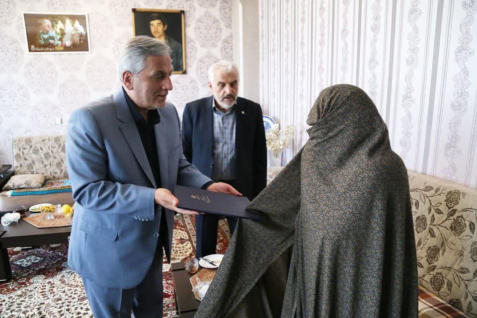 شهيد،ديدار،خرمشهر،خانواده،سلماني،ايثارگران،آزادسازي،بنياد،ام ...