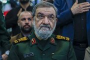 ڕاوێژکاری سەربازی ڕێبەری ئێران: سەرۆکی ئەمریکا بۆ سێهەم جار خەیانەت دەکات
