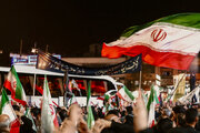 یەکدەنگی گەلی ئێران لە حەماسەی شەقام