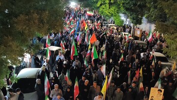 بزرگداشت سالروز آزادسازی خرمشهر در اجتماع شبانه مردم کرمانشاه
