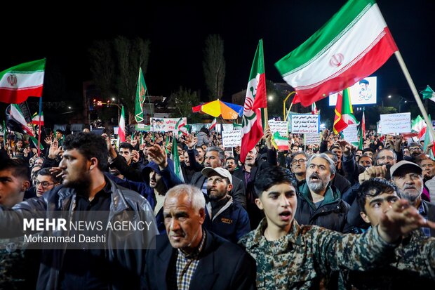 هشتاد و پنجمین موج حماسه خیابان در اردبیل