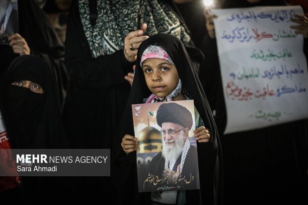 بزرگداشت حماسه‌سازان آزادی خرمشهر و شهدای جنگ تحمیلی سوم در مشهد