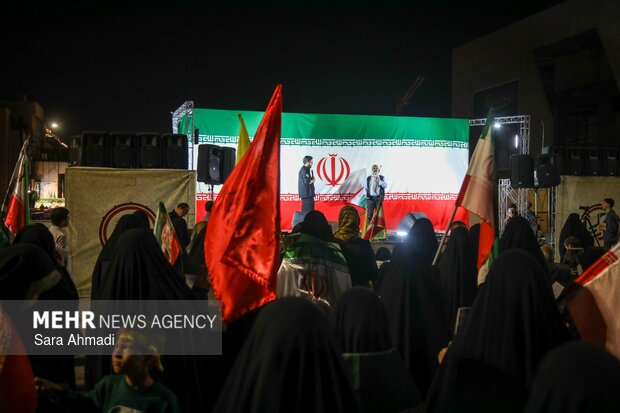 بزرگداشت حماسه‌سازان آزادی خرمشهر و شهدای جنگ تحمیلی سوم در مشهد