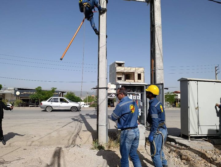 ۳۳ فیدر پرعارضه برق در همدان برای کاهش خاموشی‌ها ایمن‌سازی می‌شوند